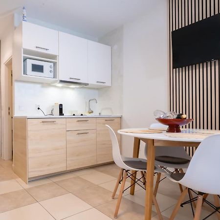 Locus Apartments Петркане Екстериор снимка
