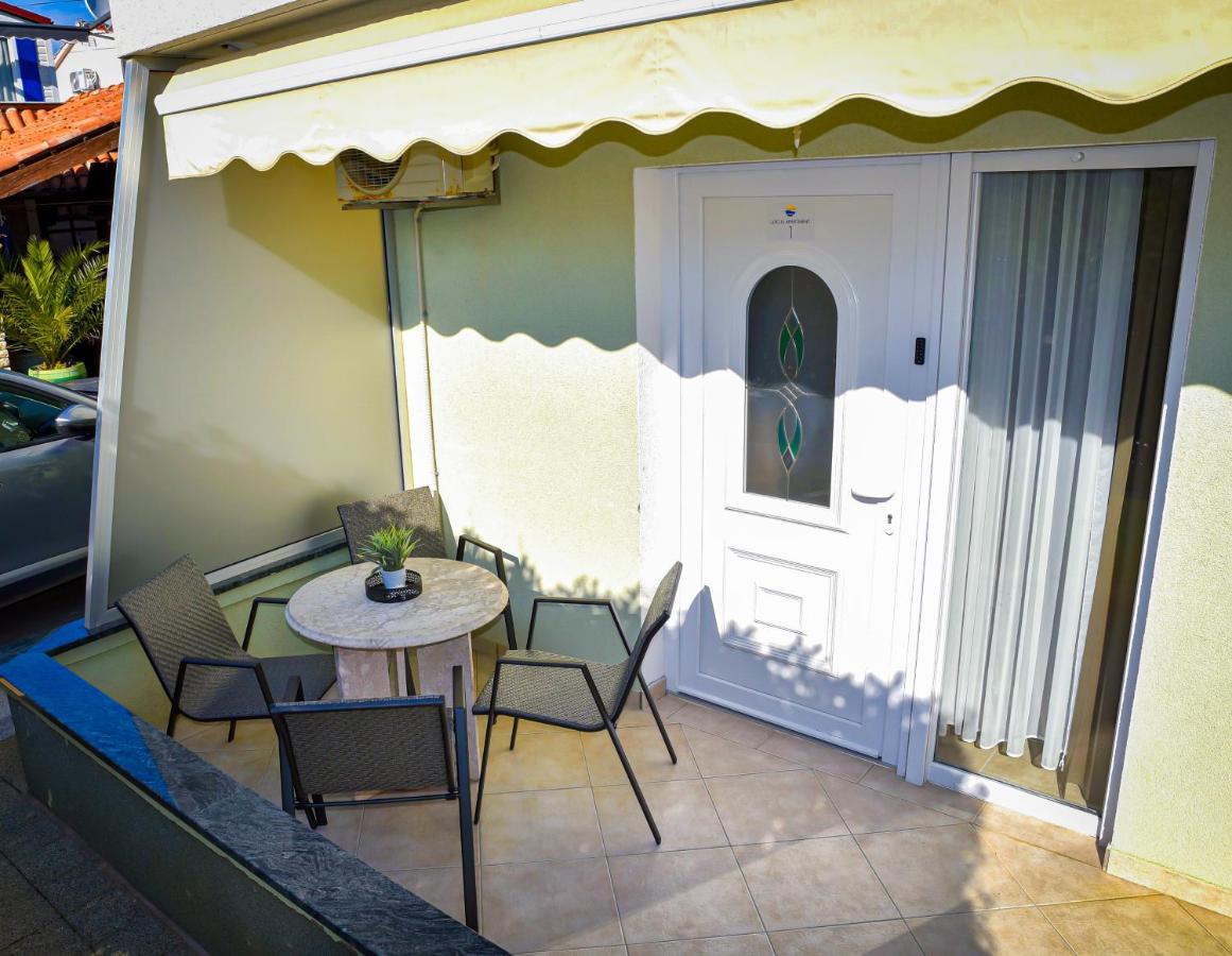 Locus Apartments Петркане Екстериор снимка
