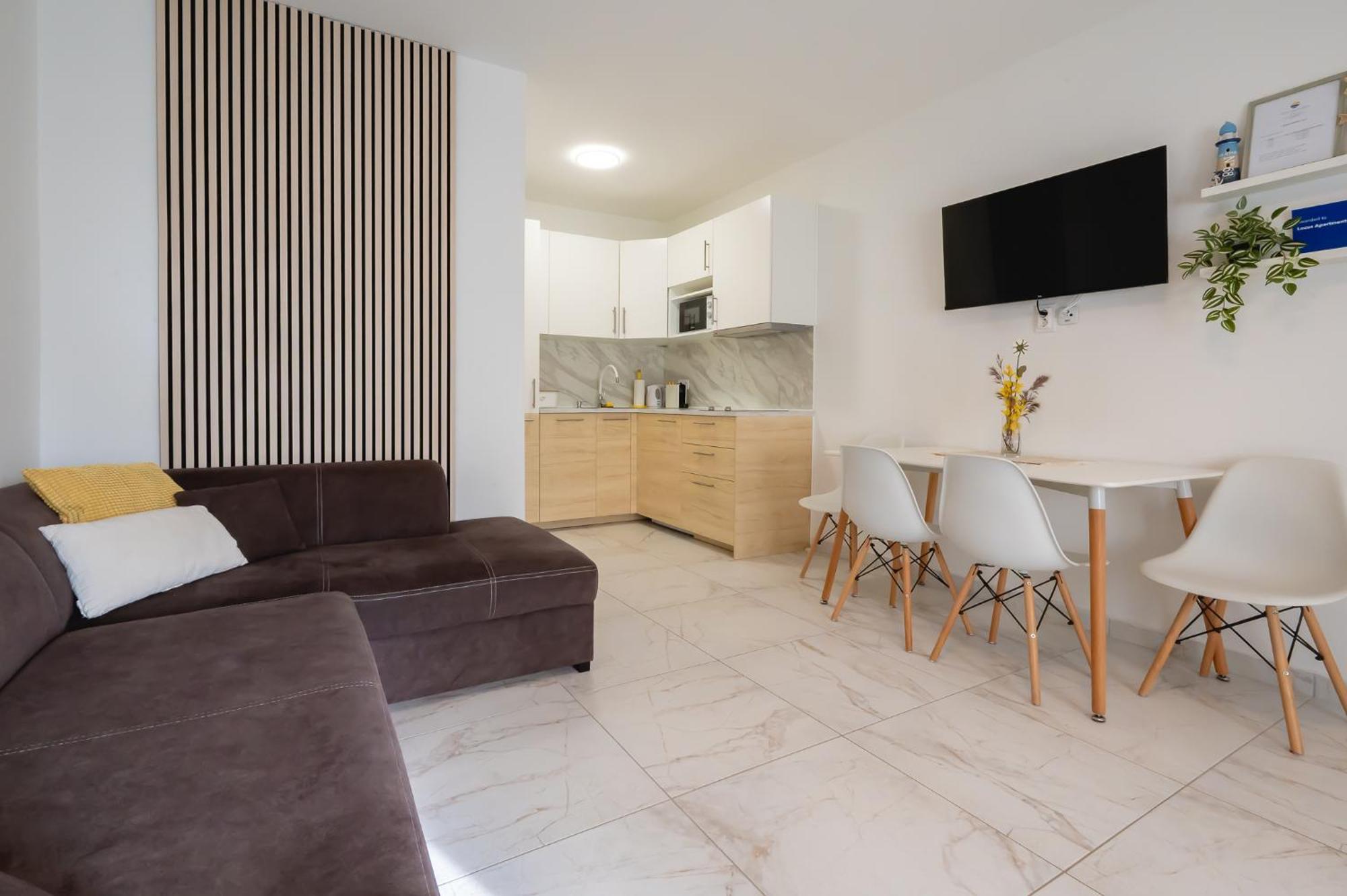 Locus Apartments Петркане Екстериор снимка