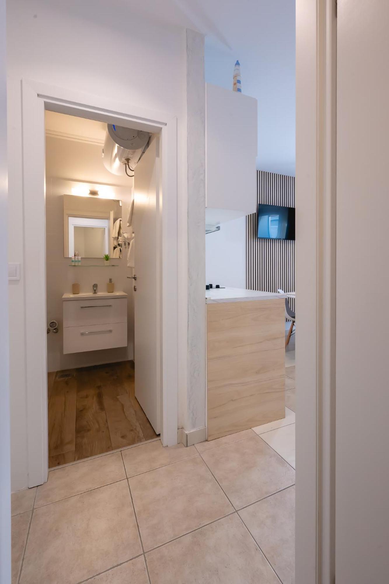 Locus Apartments Петркане Екстериор снимка