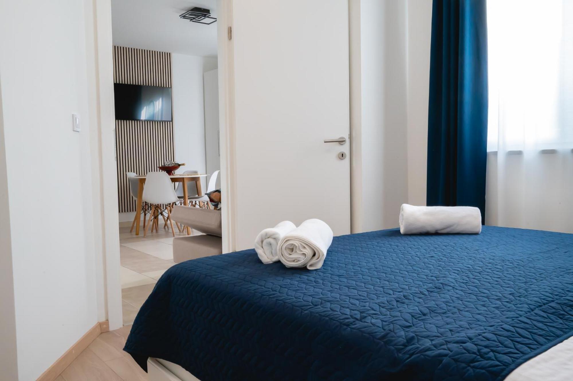Locus Apartments Петркане Екстериор снимка