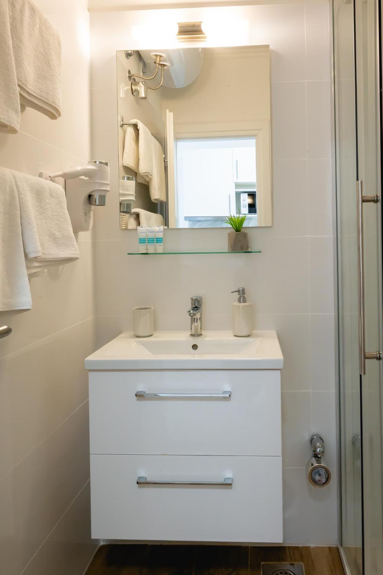 Locus Apartments Петркане Екстериор снимка