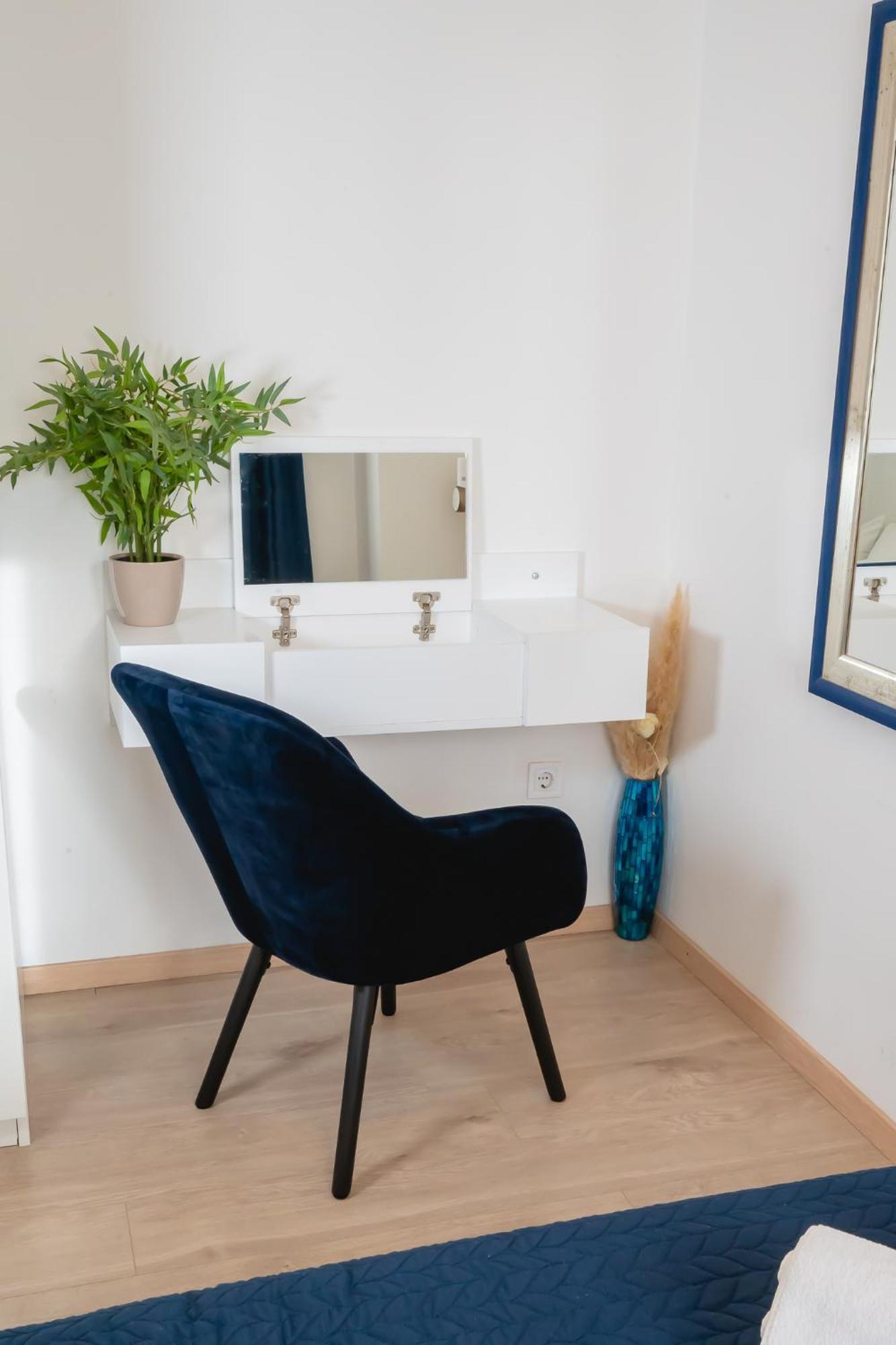 Locus Apartments Петркане Екстериор снимка